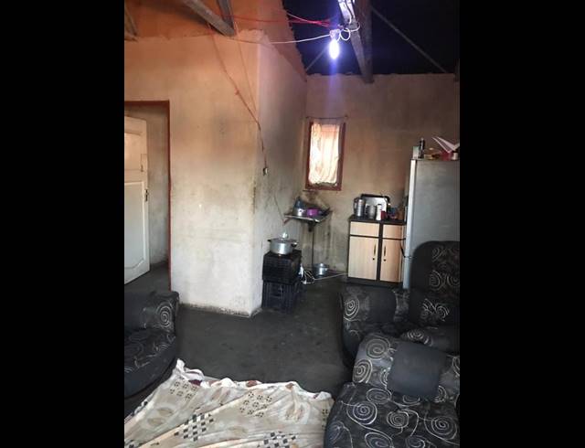 2 BEDROOM HOUSE FOR SALE IN MABOLOKA